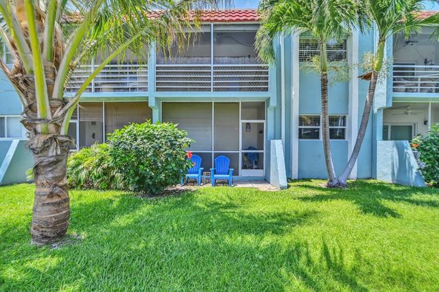 1432 S Lakeside Drive 2, Lake Worth Beach, FL 33460