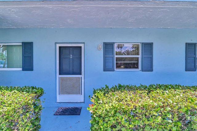 1432 S Lakeside Drive 2, Lake Worth Beach, FL 33460