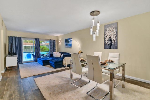 1432 S Lakeside Drive 2, Lake Worth Beach, FL 33460