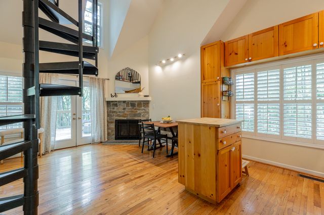 316 Brock Creek Trail, Signal Mountain, TN 37377