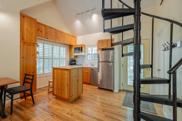 316 Brock Creek Trail, Signal Mountain, TN 37377