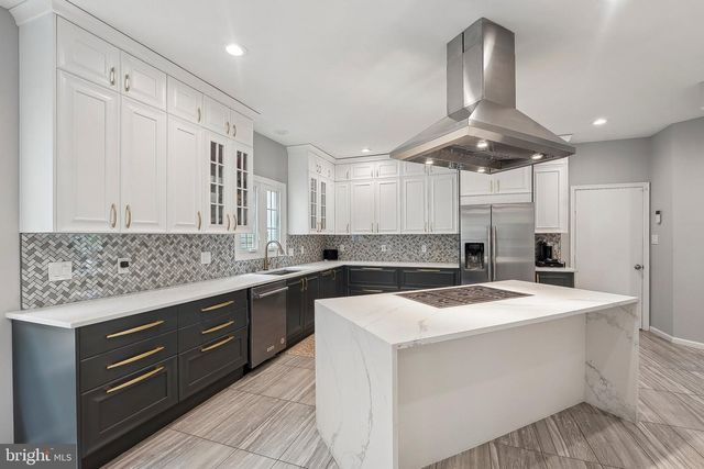 2905 DARNLEY PL, Vienna, VA 22181