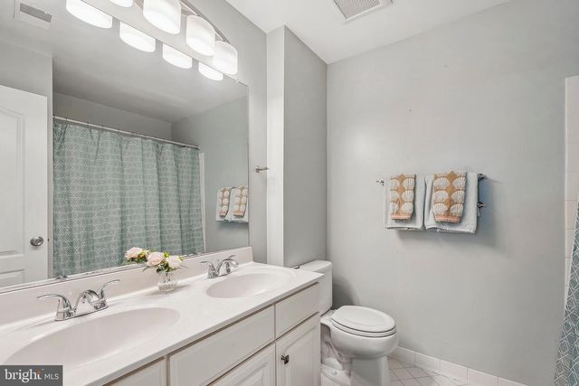 2905 DARNLEY PL, Vienna, VA 22181