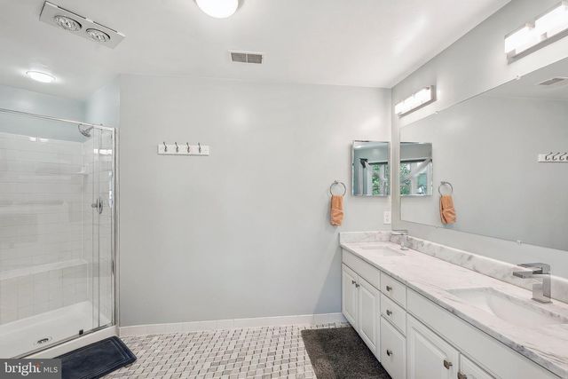 2905 DARNLEY PL, Vienna, VA 22181