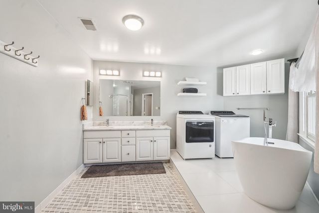 2905 DARNLEY PL, Vienna, VA 22181