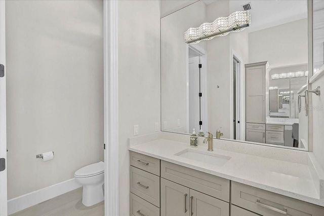 960 HIGHLAND CIRCLE, Nokomis, FL 34275