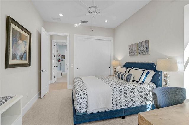 960 HIGHLAND CIRCLE, Nokomis, FL 34275