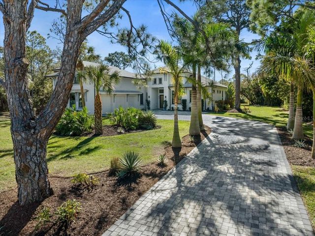960 HIGHLAND CIRCLE, Nokomis, FL 34275