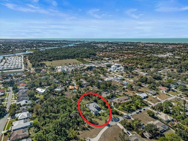 960 HIGHLAND CIRCLE, Nokomis, FL 34275