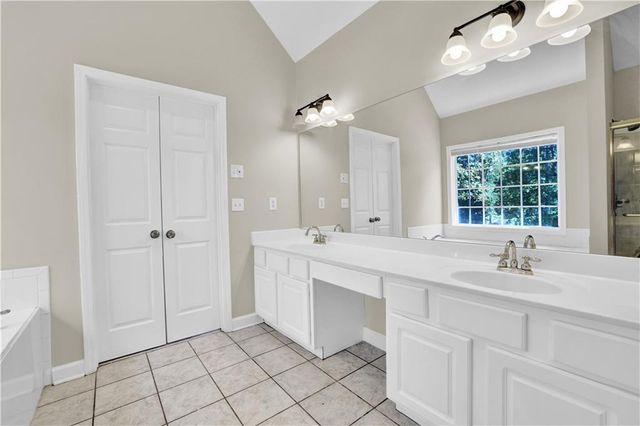 1020 Mount Mckinley Drive, Grayson, GA 30017