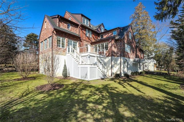 40 Mendota Avenue, Rye, NY 10580
