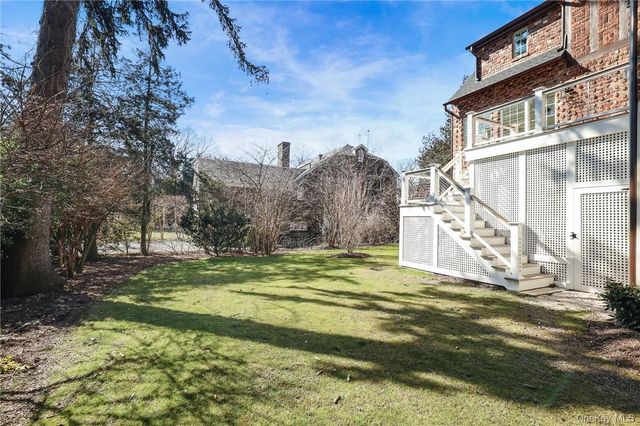 40 Mendota Avenue, Rye, NY 10580
