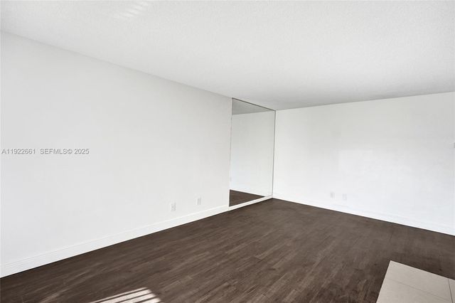 2481 SW 82nd Ave 205, Davie, FL 33324