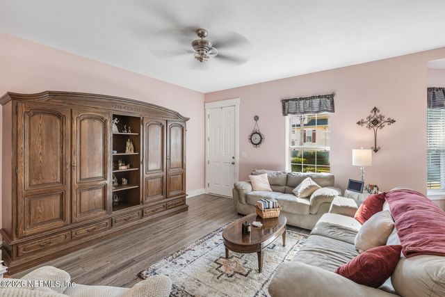 625 OAKLEAF PLANTATION Parkway 312, Orange Park, FL 32065