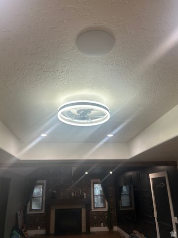 16 W 780 S, Centerville, UT 84014