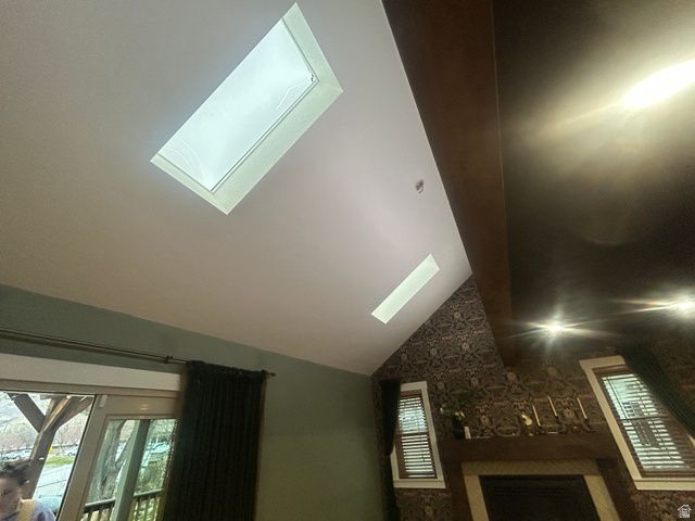 16 W 780 S, Centerville, UT 84014