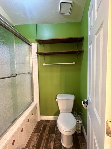 16 W 780 S, Centerville, UT 84014