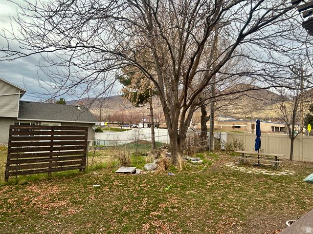 16 W 780 S, Centerville, UT 84014