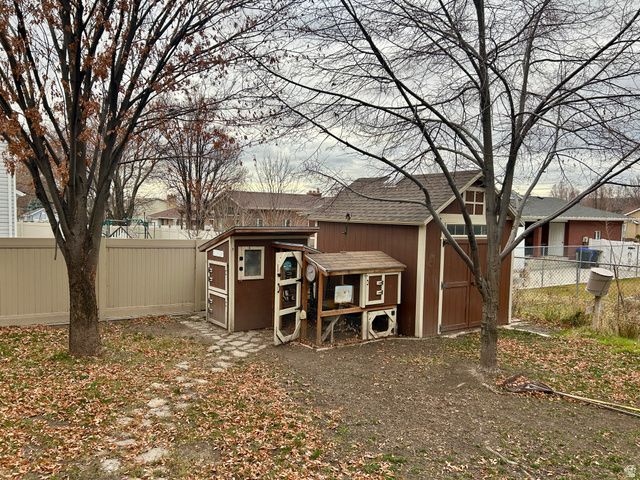 16 W 780 S, Centerville, UT 84014