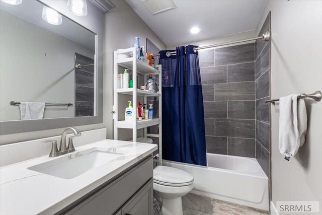 1952 47th Street, Ammon, ID 83401