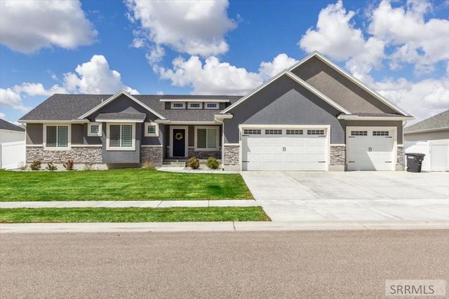 1952 47th Street, Ammon, ID 83401