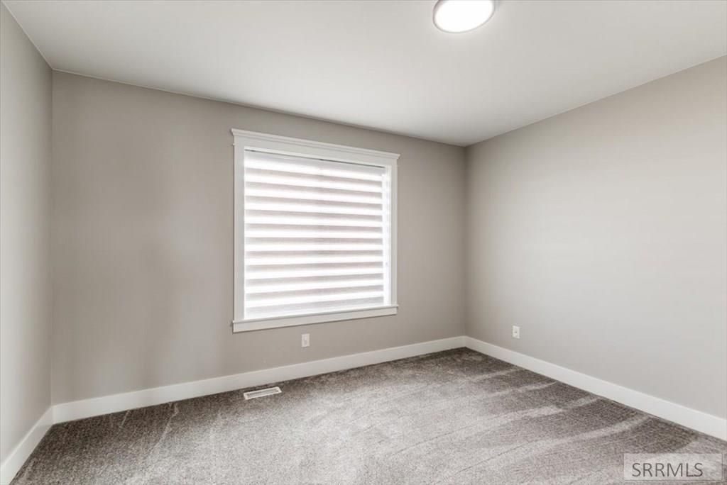 Image 22 of property listing at 1952 47th Street, Ammon, ID 83401