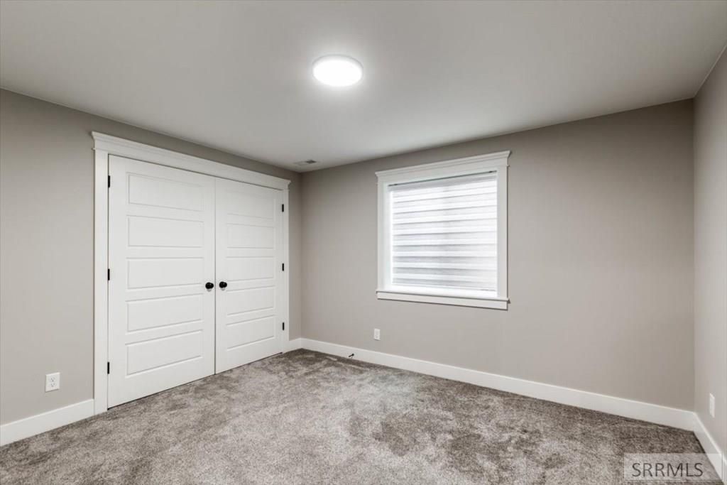 Image 29 of property listing at 1952 47th Street, Ammon, ID 83401