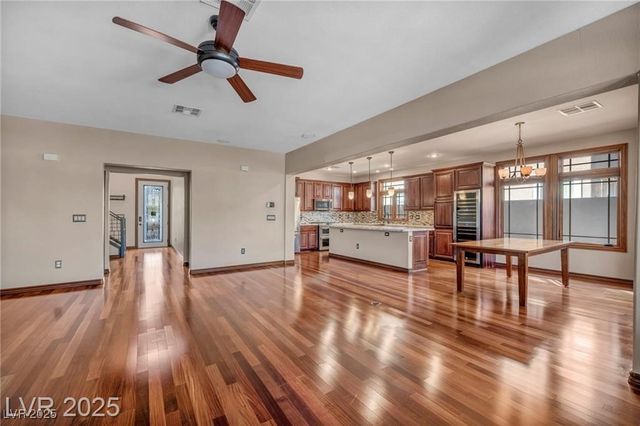 10520 Maystar Lane, Las Vegas, NV 89135