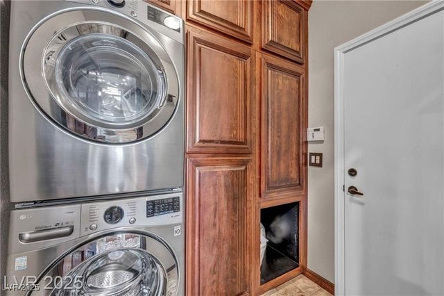 10520 Maystar Lane, Las Vegas, NV 89135