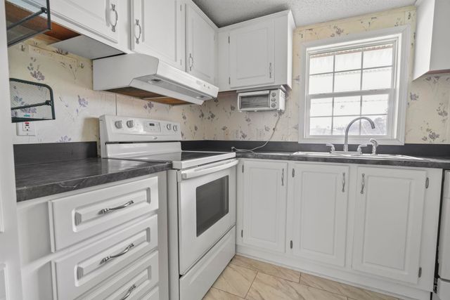 1029 Palm Dr., Conway, SC 29526