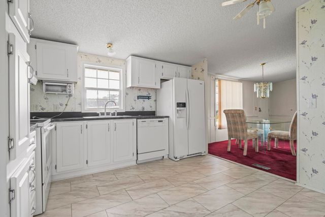 1029 Palm Dr., Conway, SC 29526