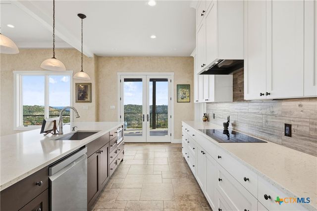 1600 Brushy Ridge Trail, Blanco, TX 78606