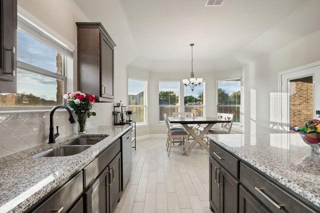 1802 Golden Meadow Court, Cleburne, TX 76033