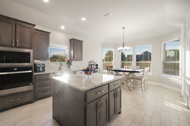 1802 Golden Meadow Court, Cleburne, TX 76033
