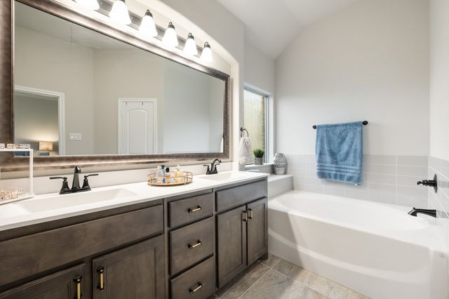 1802 Golden Meadow Court, Cleburne, TX 76033