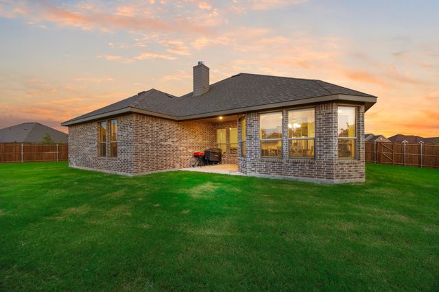 1802 Golden Meadow Court, Cleburne, TX 76033