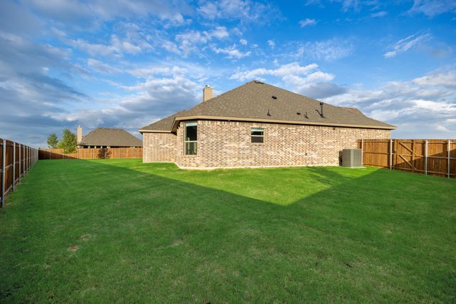 1802 Golden Meadow Court, Cleburne, TX 76033