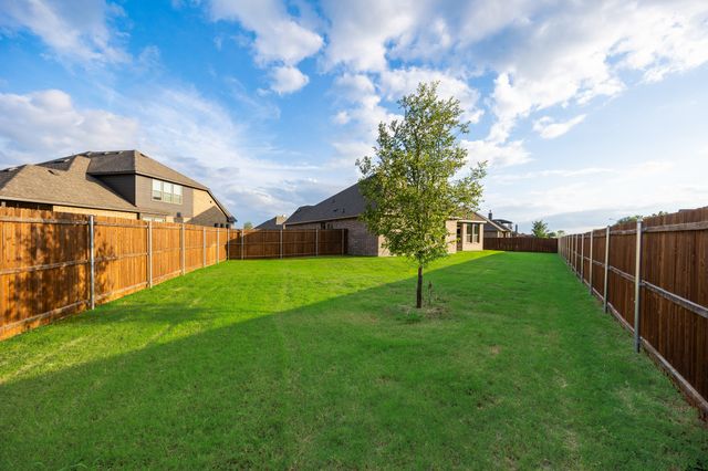 1802 Golden Meadow Court, Cleburne, TX 76033