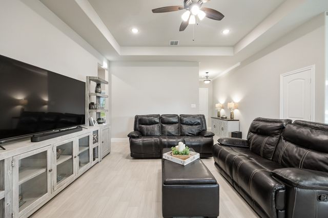 1802 Golden Meadow Court, Cleburne, TX 76033