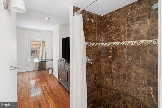 2320 FITZWATER ST, Philadelphia, PA 19146