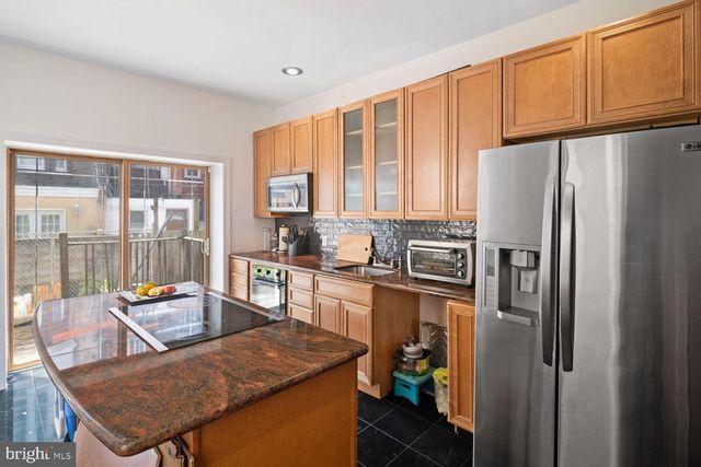 2320 FITZWATER ST, Philadelphia, PA 19146