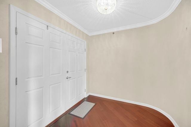 730 Creekside Drive 405C, Mount Prospect, IL 60056