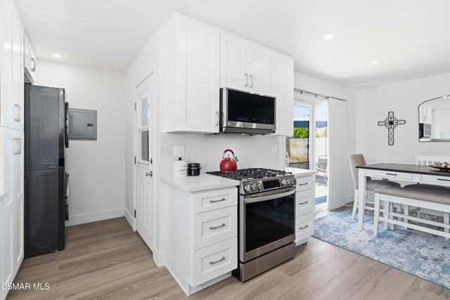 1091 Haven Avenue, Simi Valley, CA 93065