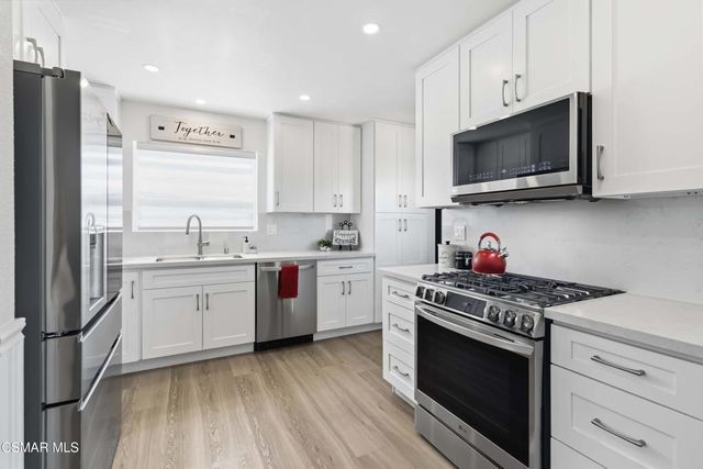 1091 Haven Avenue, Simi Valley, CA 93065