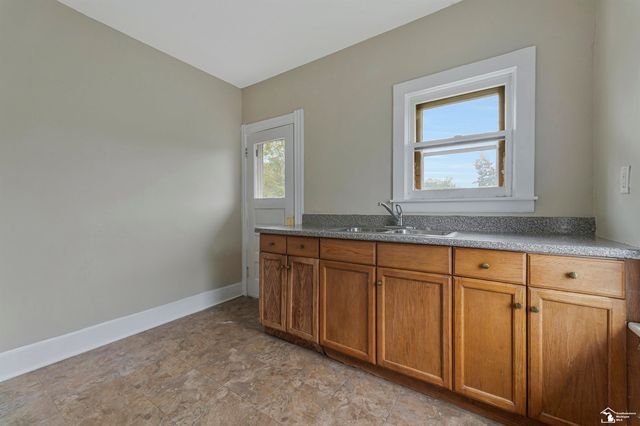 231 W 7th Street, Monroe, MI 48161