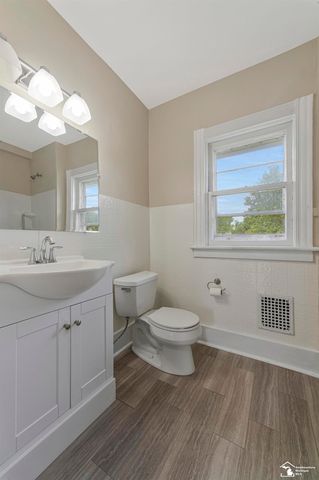 231 W 7th Street, Monroe, MI 48161