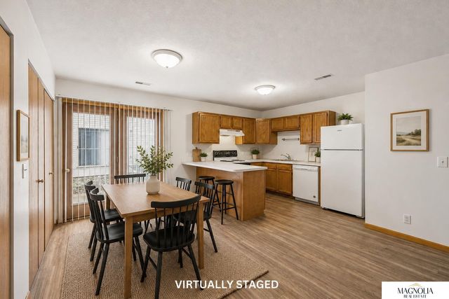526 Lamont Drive, Lincoln, NE 68528