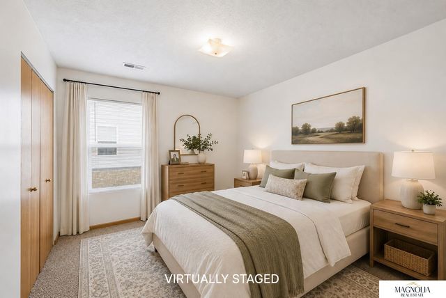 526 Lamont Drive, Lincoln, NE 68528