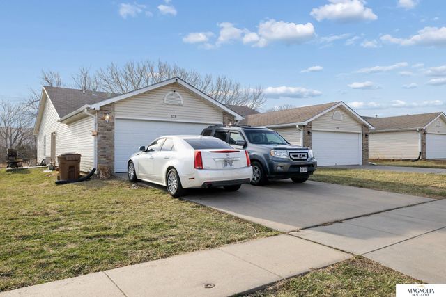 526 Lamont Drive, Lincoln, NE 68528
