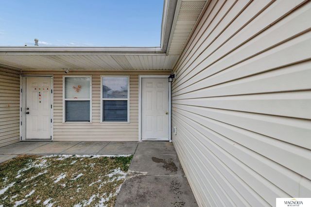 526 Lamont Drive, Lincoln, NE 68528